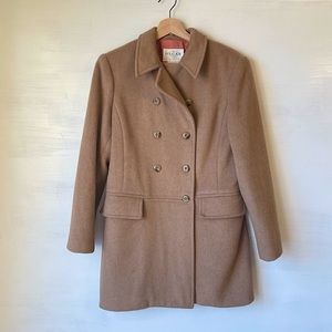 Oscar de la Renta Camel Hair Coat Size: 8